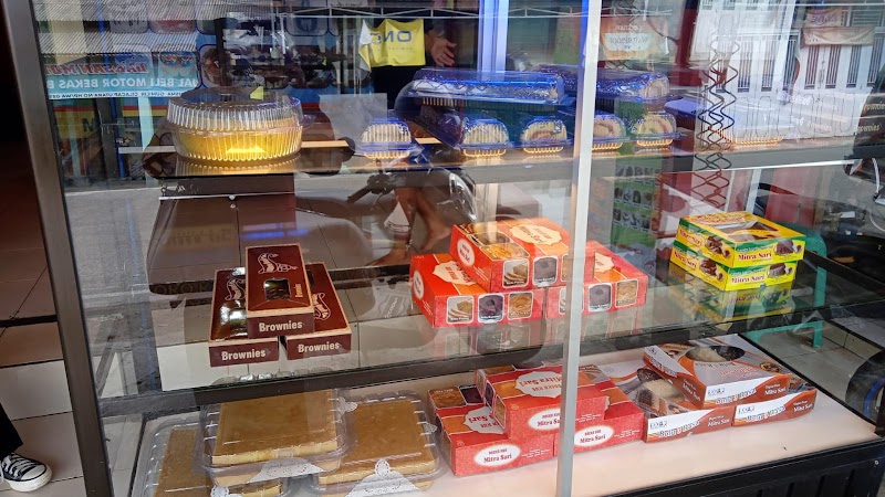 DNA Cake: Kue Manis yang Menggigit Jiwa Cilacap